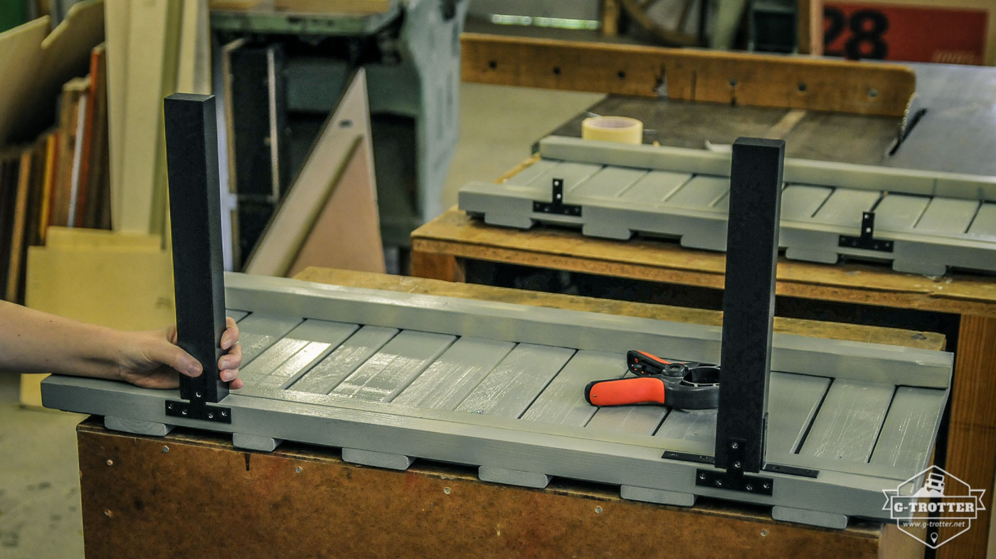 The pull-out part of the bench needed some legs for stability.  