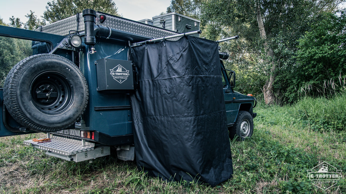 The awning utilized as shower curtain.