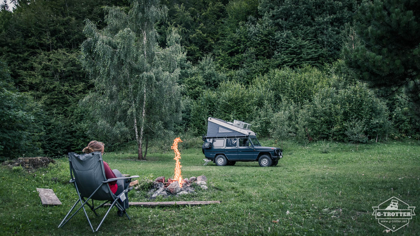 We enjoy the silence next to a bonfire.