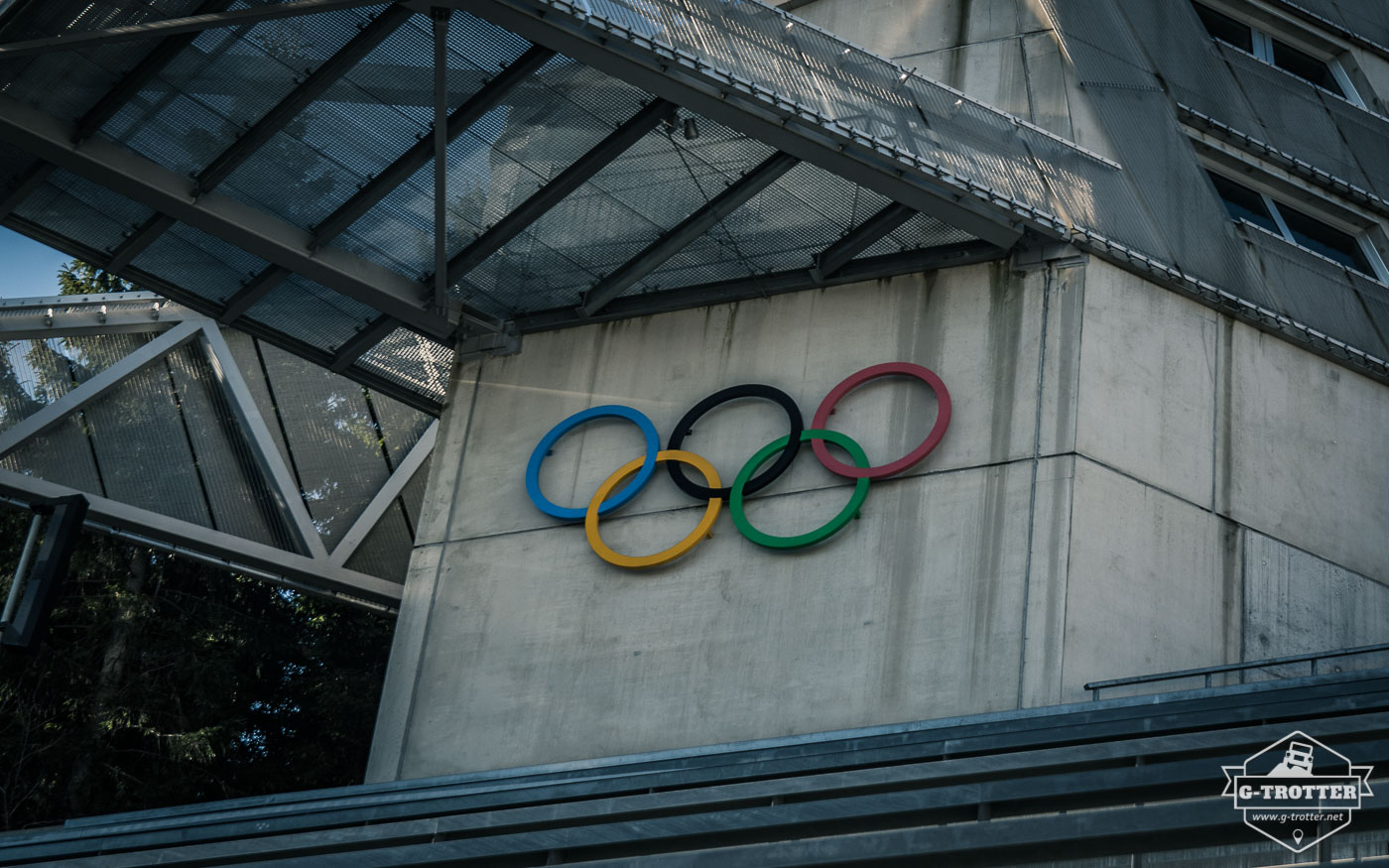 Olympic atmosphere at the skijump. 