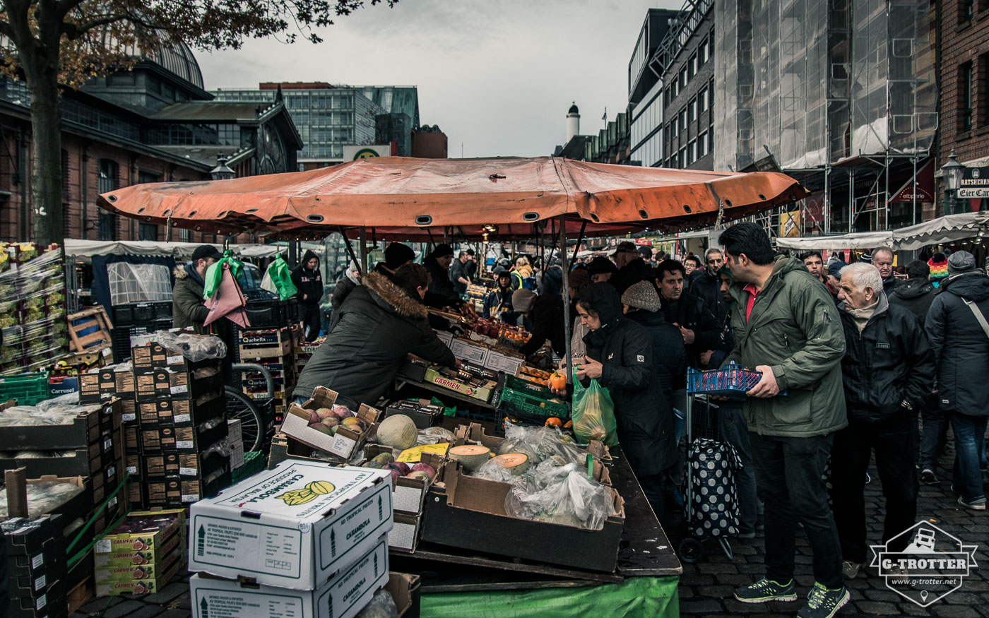 Famous fish market in Hamburg.